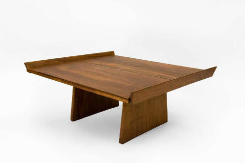 Photo by Dyan Vitone, 2007. Originally published in the catalog "Nakashima Revealed: The Carneg…