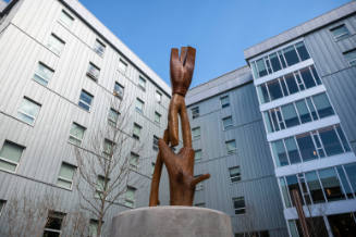 Thaddeus Mosley, Inverted Dancer, sculpture, 2022, campus art, Fifth & Clyde Residence Hall, in…